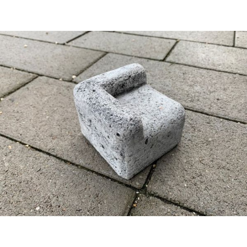 Suport Innova pentru jardiniere din beton